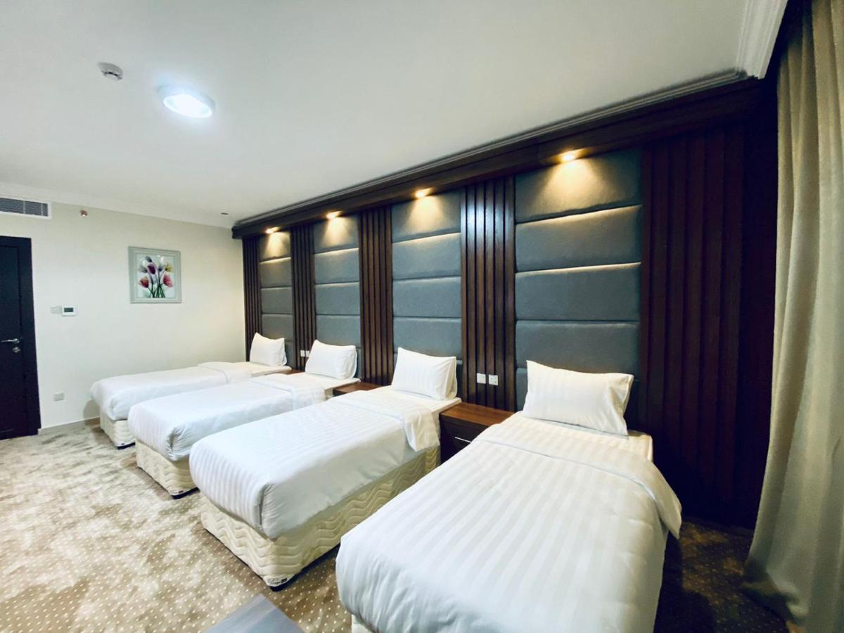 Itlalat Uhud Hotel Medina Exterior photo