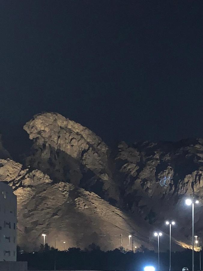 Itlalat Uhud Hotel Medina Exterior photo